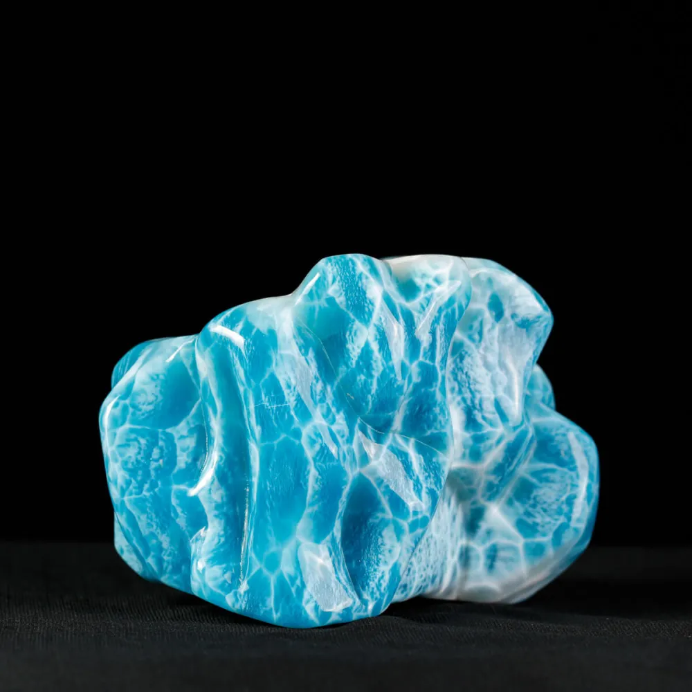 larimarです^ ^ Larimar from the Caribbean: A Rare Treasure of Exceptional Quality